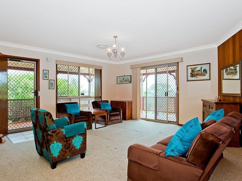 90 Pappas Way, Carrara QLD 4211