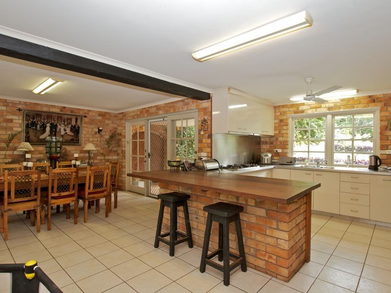 32 Yarraowee Drive, Nerang QLD 4211