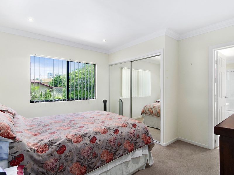 4/14 Little Norman Street, Southport QLD 4215