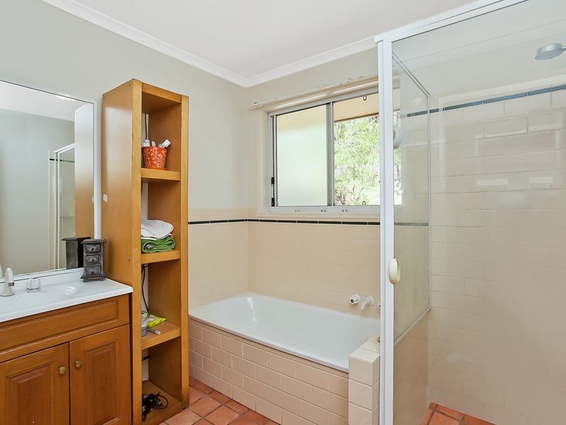 15 High Ridge Road, Gaven QLD 4211