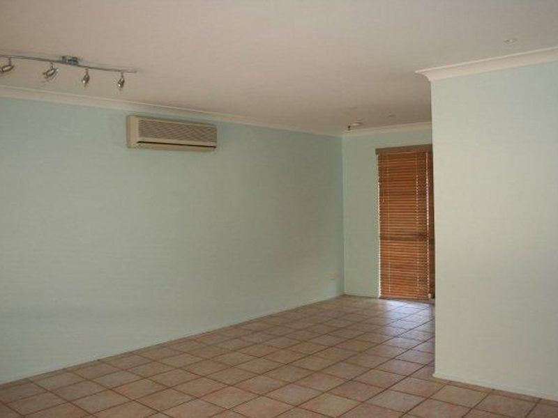 6 Meadowland Court, Worongary QLD 4213