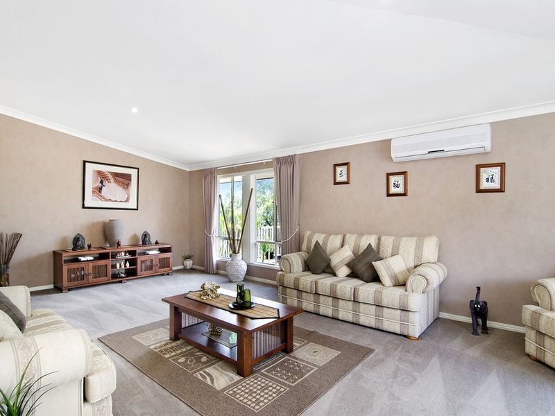 50 Hillary Circuit, Pacific Pines QLD 4211