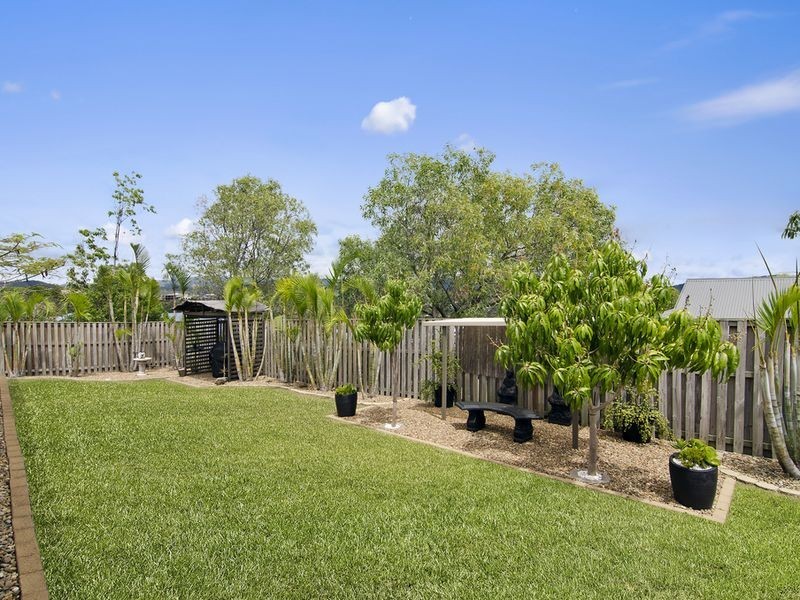 50 Hillary Circuit, Pacific Pines QLD 4211