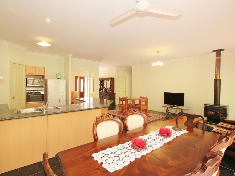 77B Waterfall Drive, Wongawallan QLD 4210