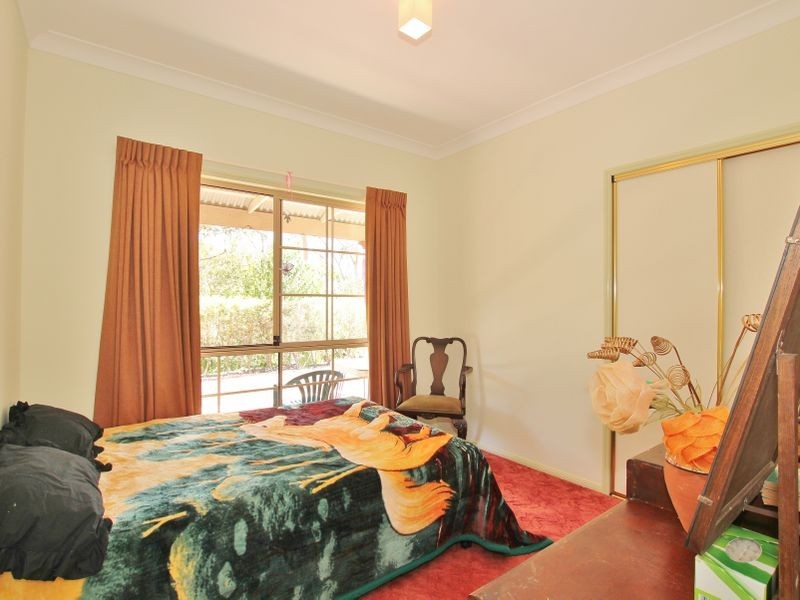 77B Waterfall Drive, Wongawallan QLD 4210