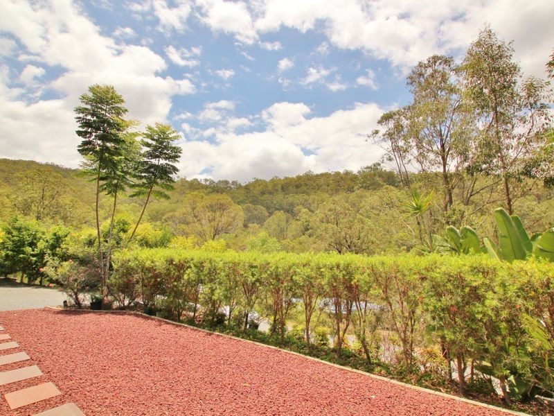 77B Waterfall Drive, Wongawallan QLD 4210
