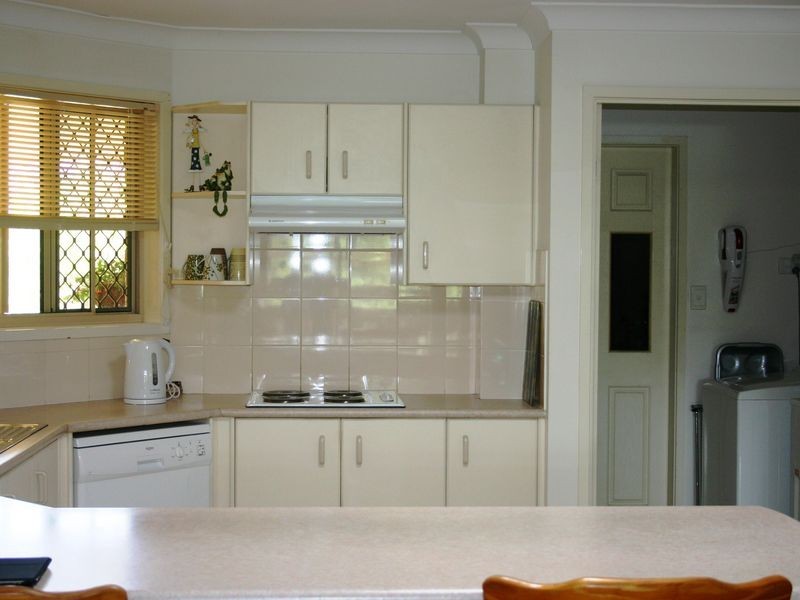 24/2 Weedons Road, Nerang QLD 4211