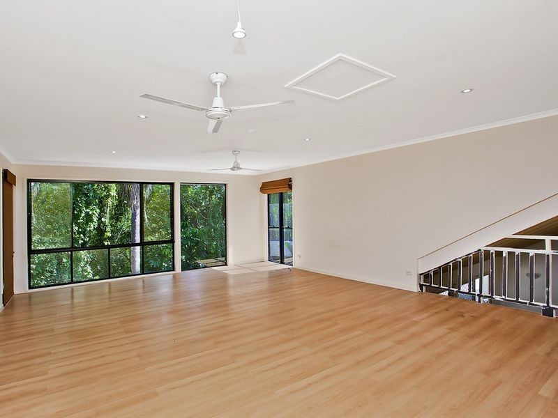 21 Bartlett Avenue, Nerang QLD 4211