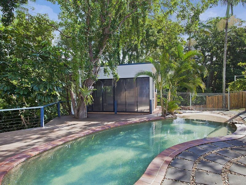 21 Bartlett Avenue, Nerang QLD 4211