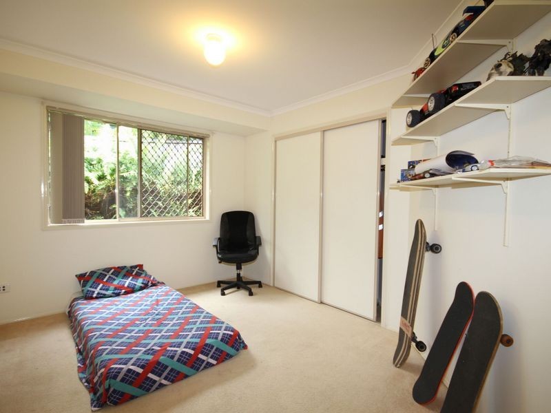 50 Crusader Way, Nerang QLD 4211