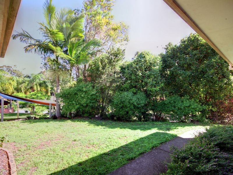 50 Crusader Way, Nerang QLD 4211