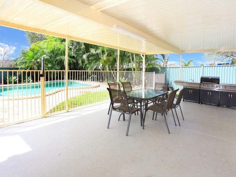 10 Avonbury Court, Carrara QLD 4211