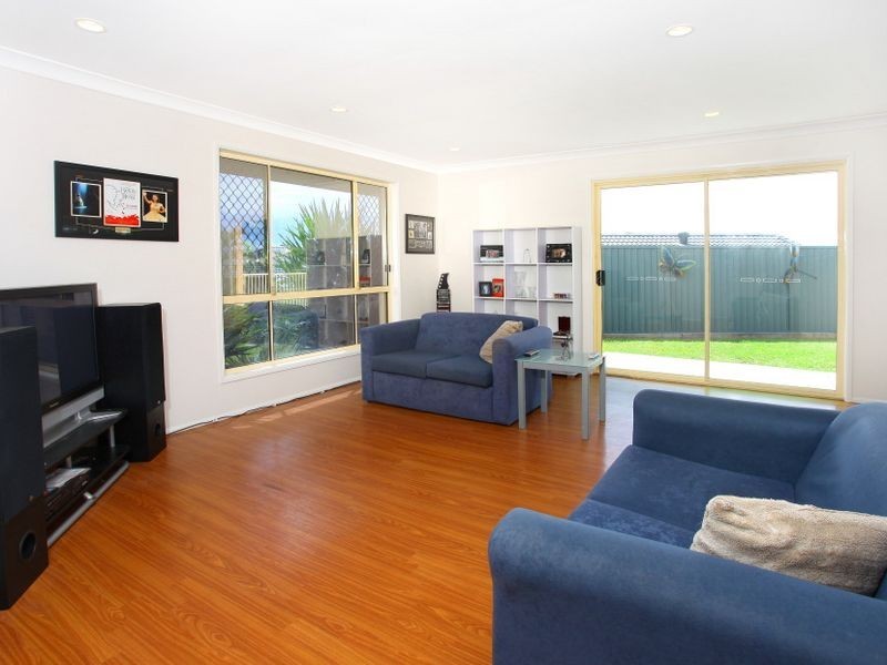 10 Avonbury Court, Carrara QLD 4211