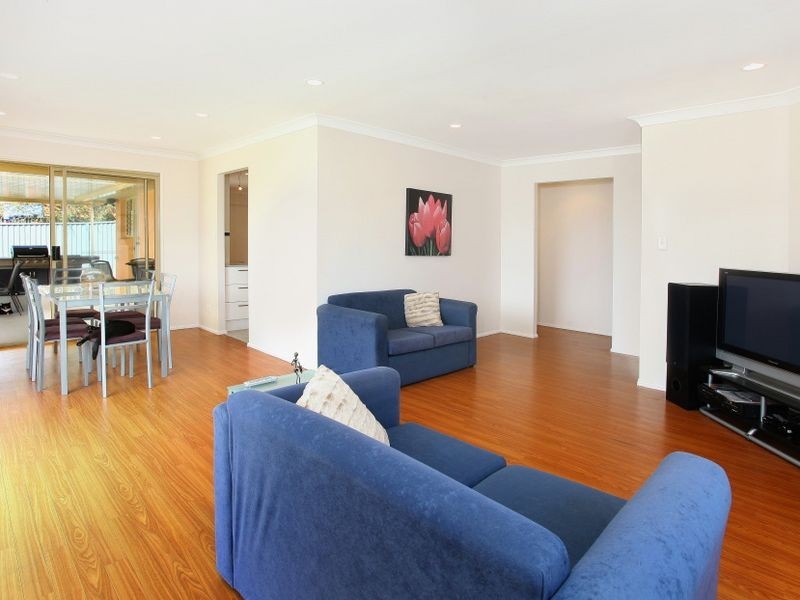 10 Avonbury Court, Carrara QLD 4211