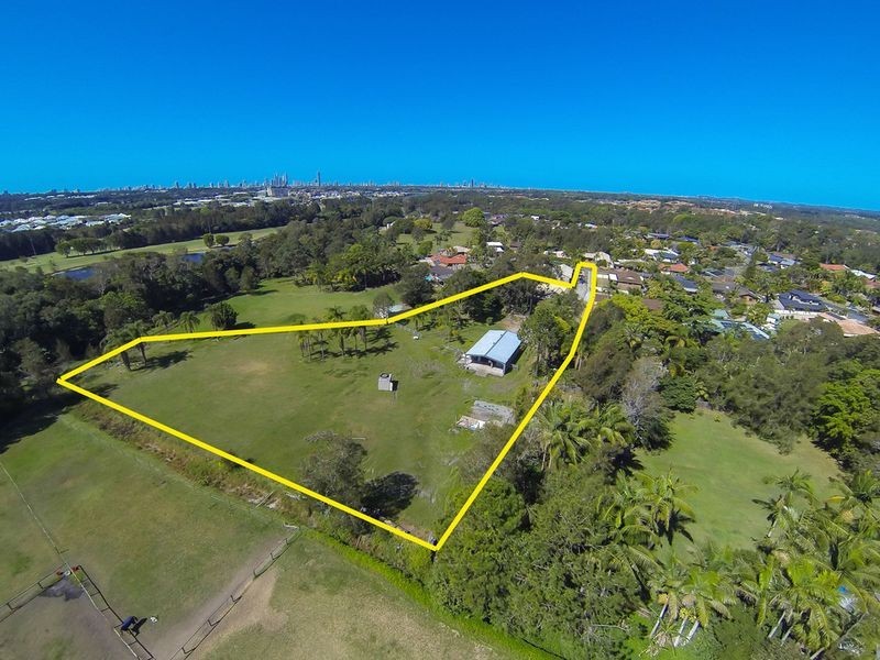 12 Davidson Place, Carrara QLD 4211
