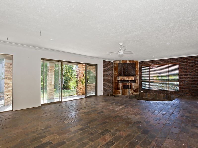 12 Davidson Place, Carrara QLD 4211