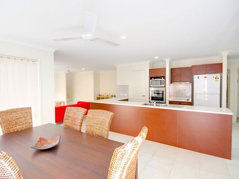 12 Jackaroo Crescent, Gilston QLD 4211