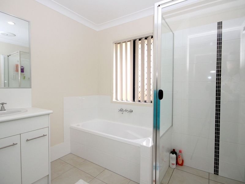 12 Jackaroo Crescent, Gilston QLD 4211