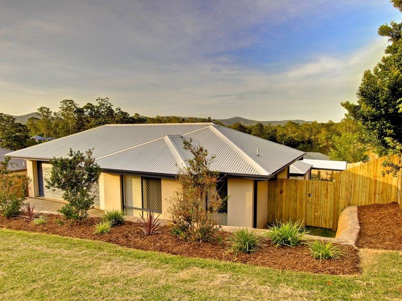 12 Jackaroo Crescent, Gilston QLD 4211