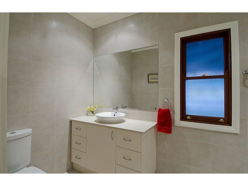 25 Mountain View Crest, Mount Nathan QLD 4211