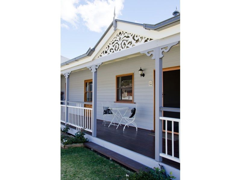 25 Mountain View Crest, Mount Nathan QLD 4211
