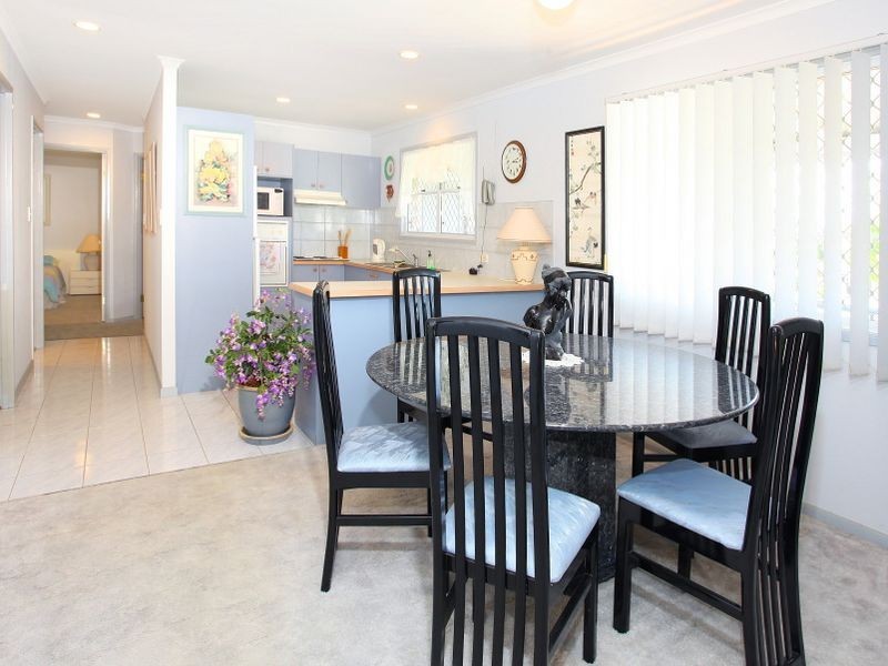 54 Paddington Drive, Carrara QLD 4211