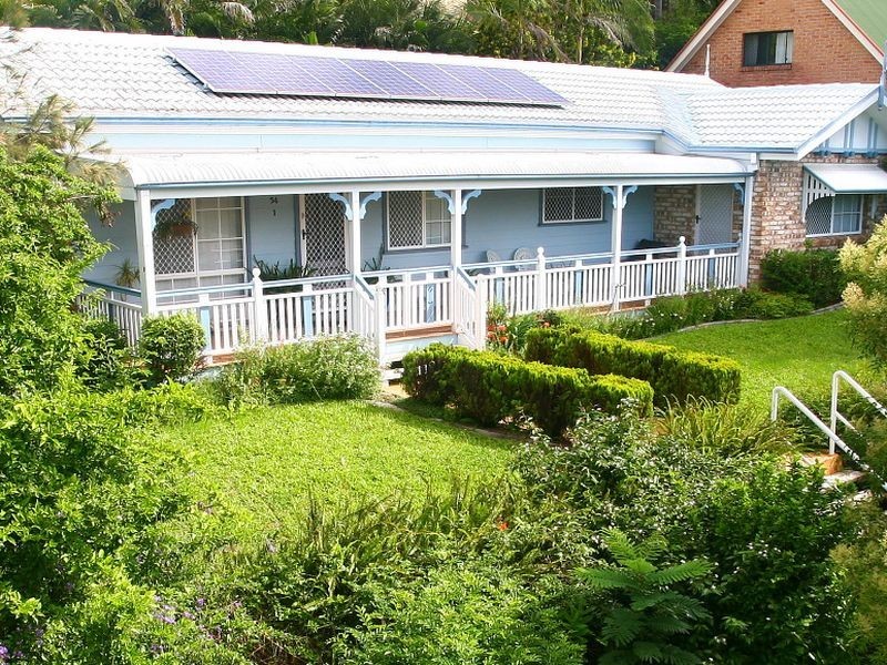 54 Paddington Drive, Carrara QLD 4211