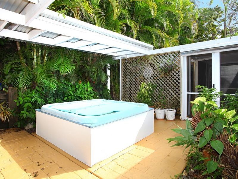 54 Paddington Drive, Carrara QLD 4211