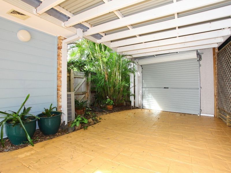 54 Paddington Drive, Carrara QLD 4211