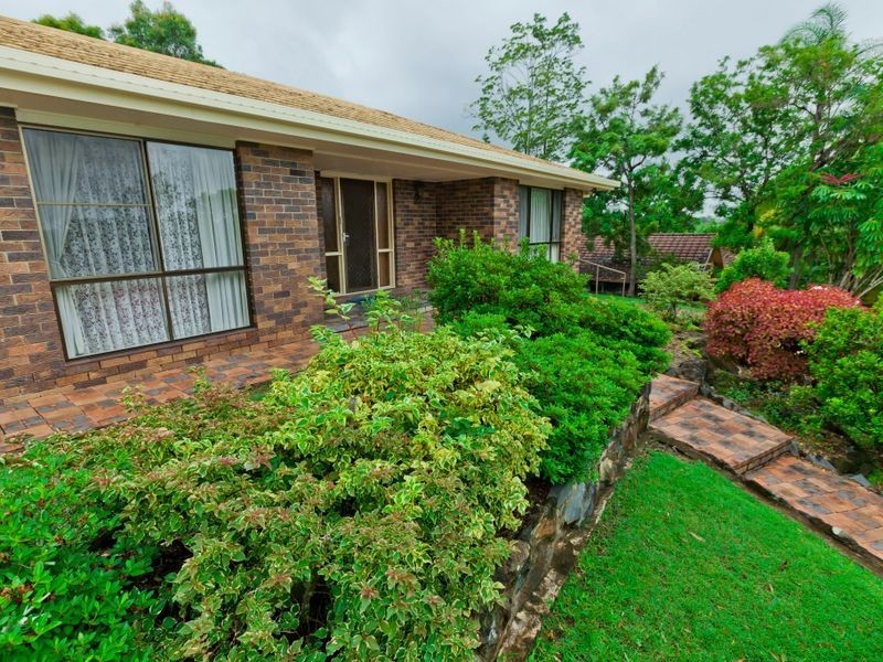 6 Harneil Place, Carrara QLD 4211