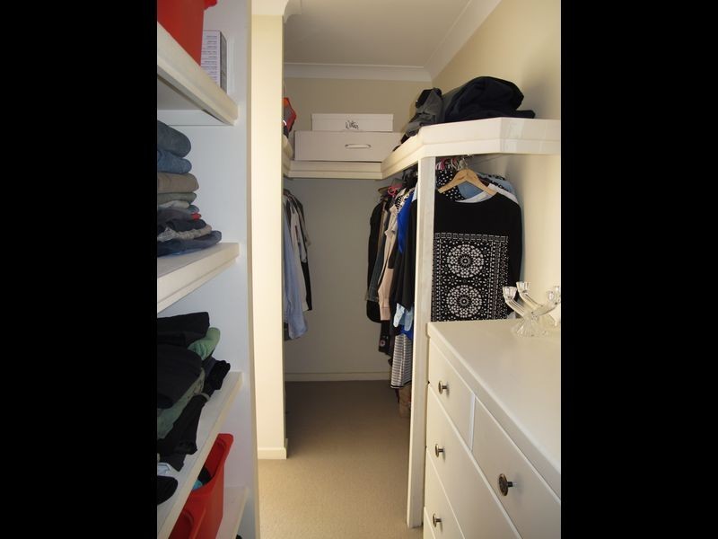 2 Calliandra Court, Carrara QLD 4211