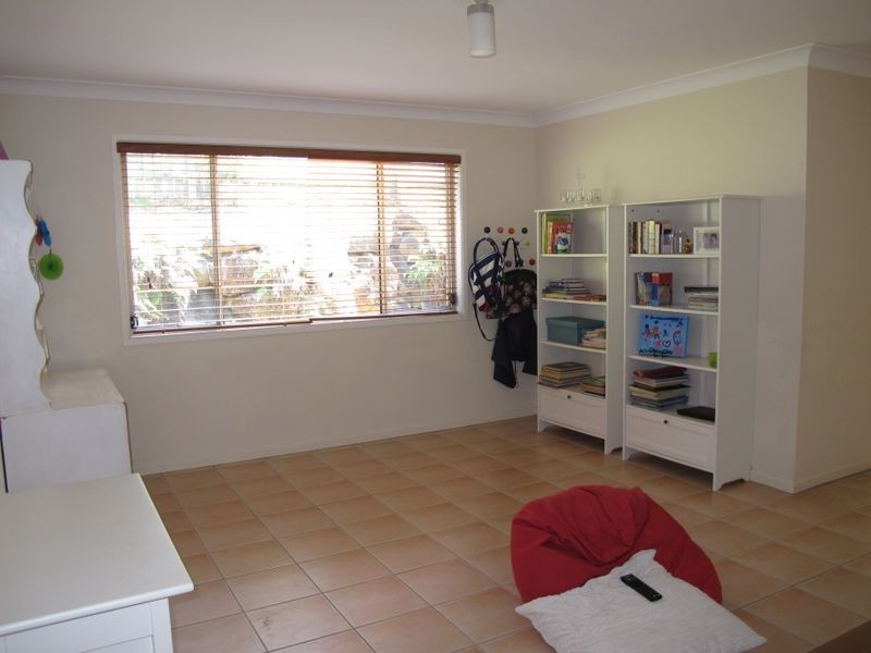 2 Calliandra Court, Carrara QLD 4211