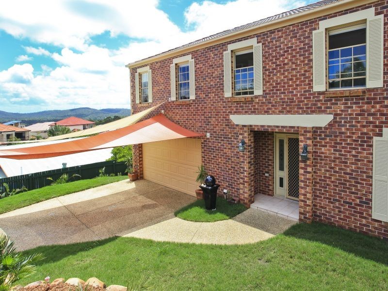 4 Bellavista Close, Highland Park QLD 4211