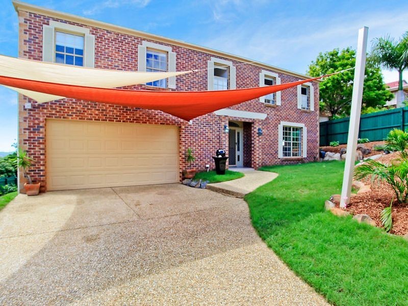 4 Bellavista Close, Highland Park QLD 4211