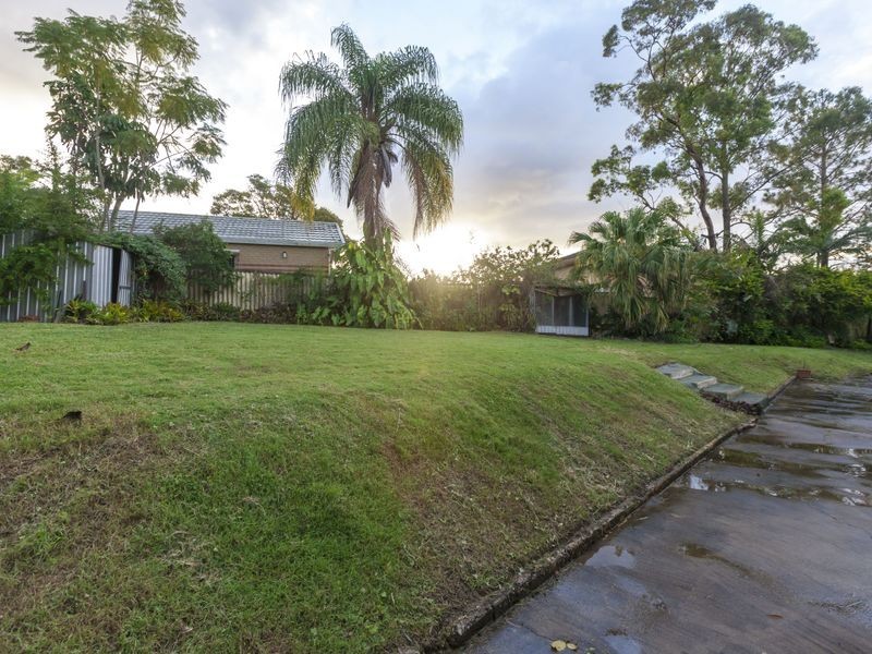 16 The Strand, Nerang QLD 4211