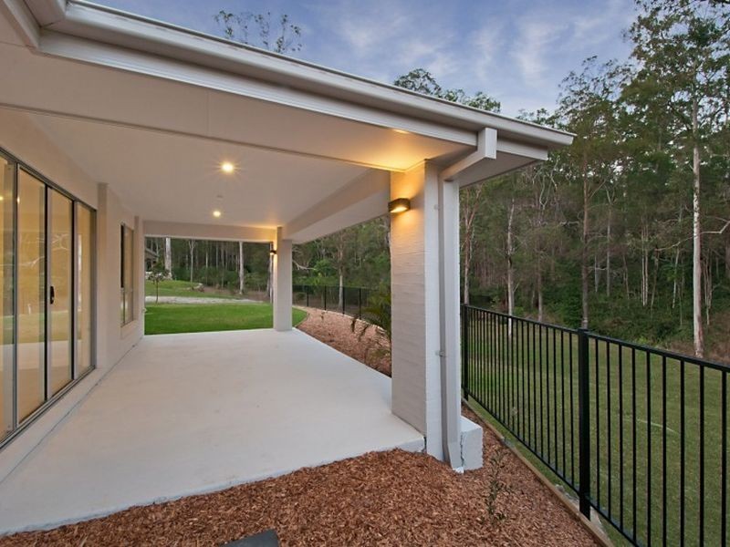 1 Queens Ridge Place, Nerang QLD 4211