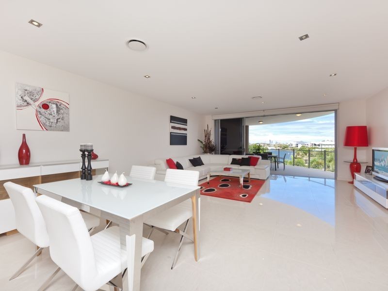 1 ‘Quay Vi 3046 Quay South Drive, Carrara QLD 4211