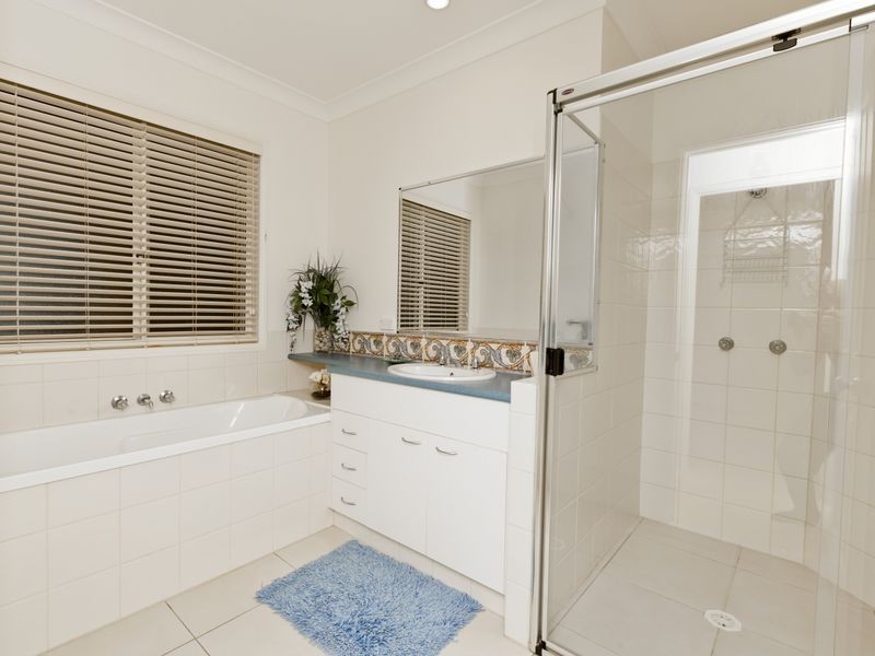 14 Fairy Wren Terrace, Gilston QLD 4211