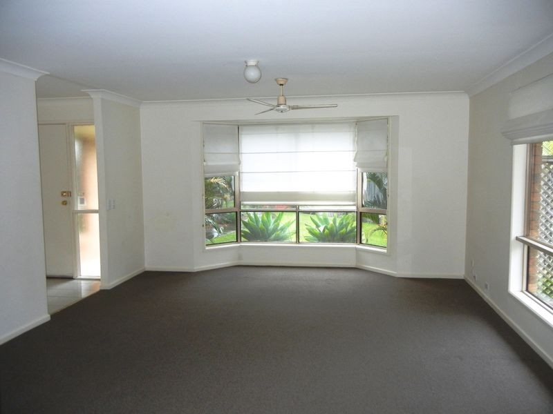 7 Yarandin Court, Worongary QLD 4213