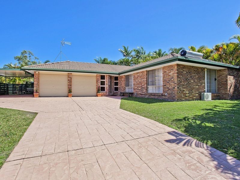 148 Alexander Drive, Highland Park QLD 4211