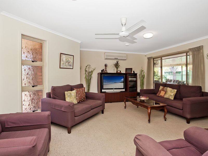 148 Alexander Drive, Highland Park QLD 4211