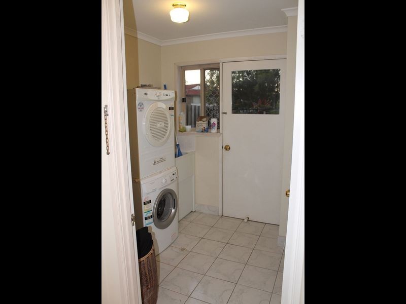 17/1A Alison Road, Carrara QLD 4211
