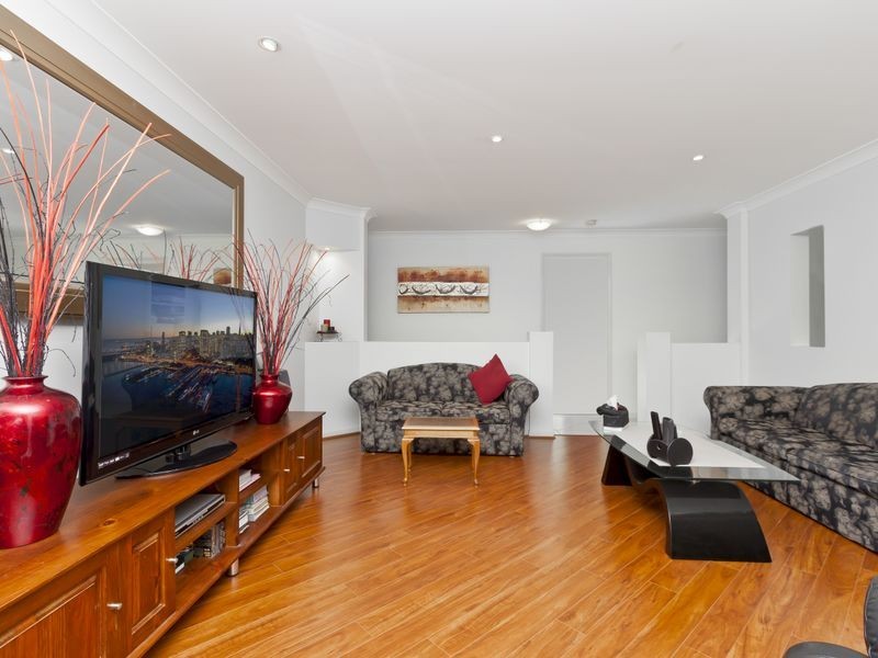 6 Byfield Court, Nerang QLD 4211