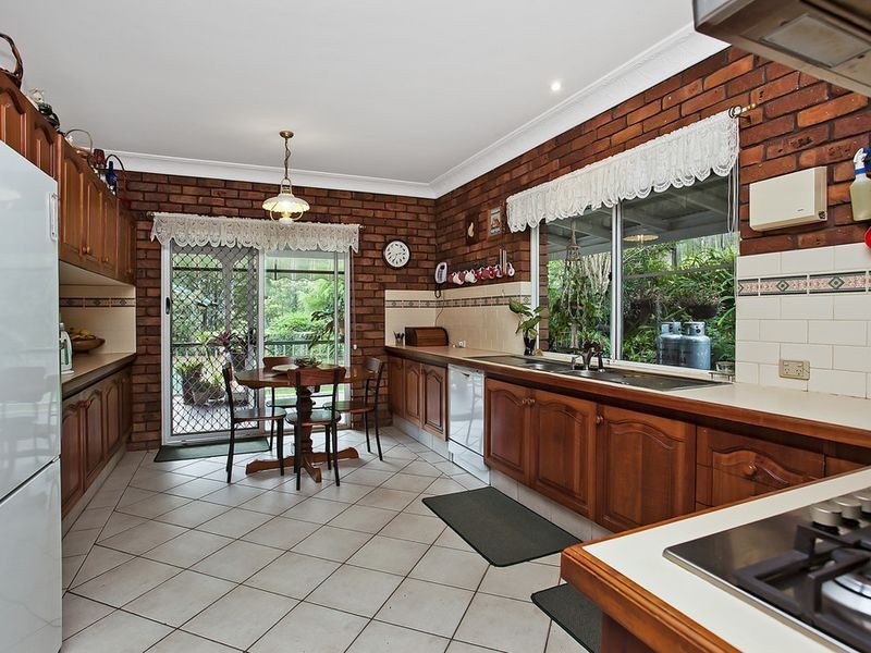 37 Parkway Drive, Nerang QLD 4211