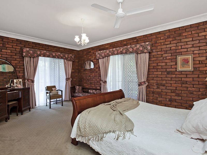 37 Parkway Drive, Nerang QLD 4211