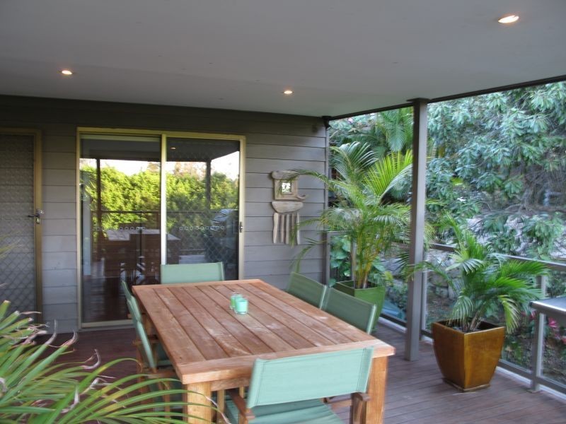 98 Plateau Crescent, Carrara QLD 4211