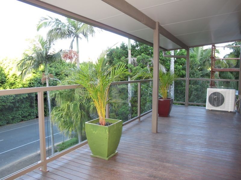 98 Plateau Crescent, Carrara QLD 4211