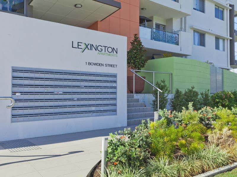 121/1 Bowden Court, Nerang QLD 4211