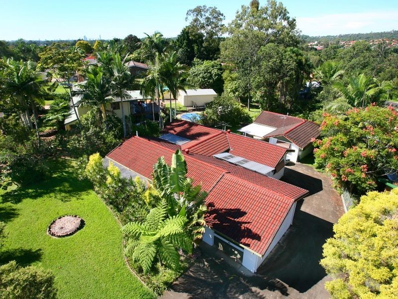 16 Maroong Crescent, Nerang QLD 4211