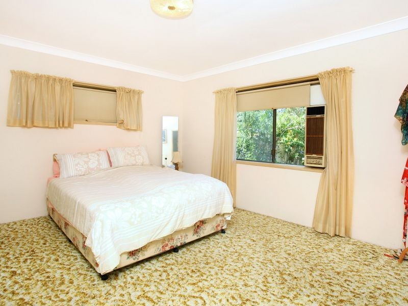 16 Maroong Crescent, Nerang QLD 4211